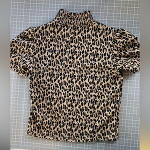 Fresh leopard print top.